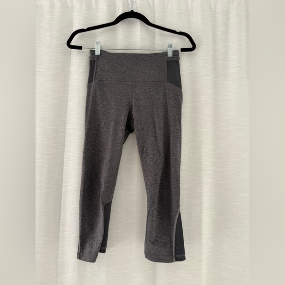 Lululemon Free Runner Crop Heathered Gray Full-On Luxtreme | Size 4 - Picture 8 of 17